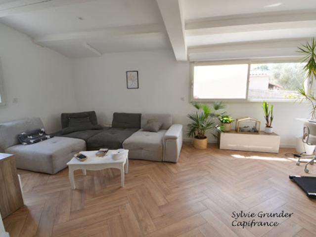 Vente Maison 5 pièces 138 m2 Lançon Provence