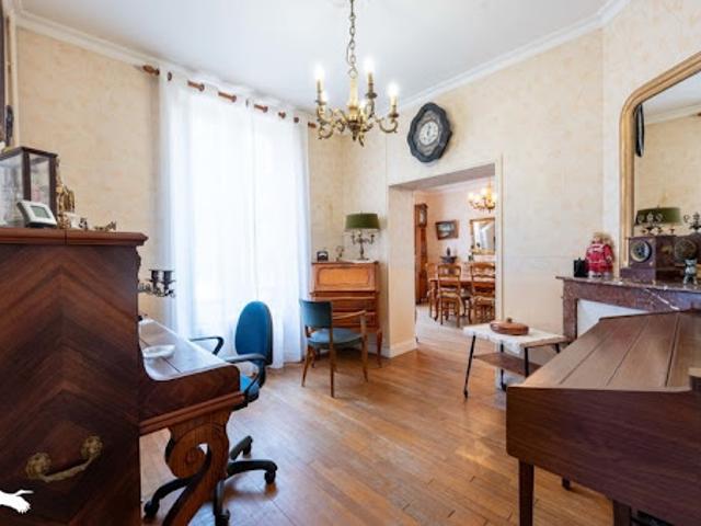 Vente Maison 7 pièces 138 m2 Saint Germain du Puy