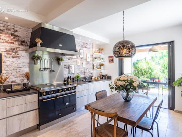 Vente Maison 5 pièces 138 m2 Saint Restitut