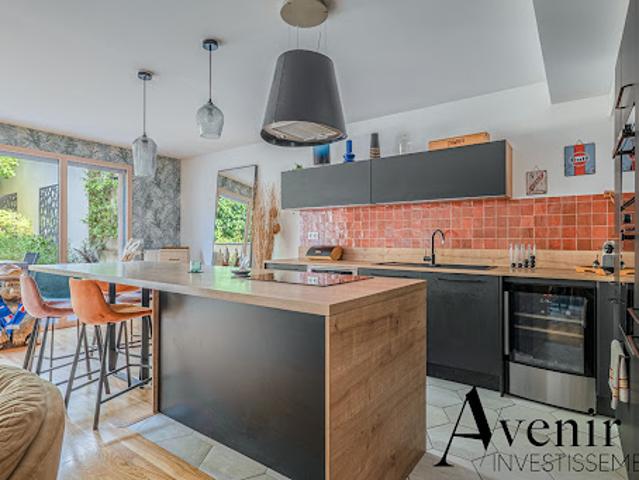Vente Maison 5 pièces 138 m2 Tassin la Demi Lune