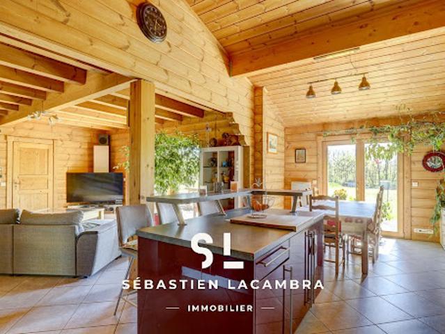 Vente Maison 5 pièces 138.36 m2 Noailles