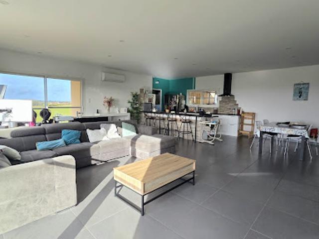 Vente Maison 5 pièces 138.74 m2 Cuzance