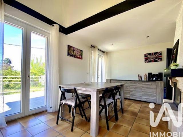 Vente Maison 5 pièces 139 m2 Ambares et lagrave