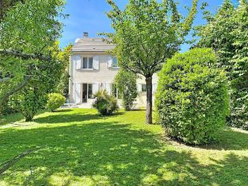 Vente Maison 5 pièces 139 m2 Boussy Saint Antoine
