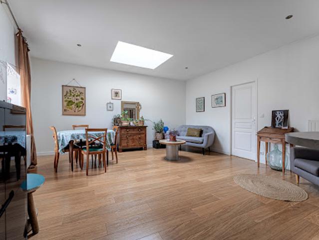 Vente Maison 5 pièces 139.44 m2 Neuville sur Saône