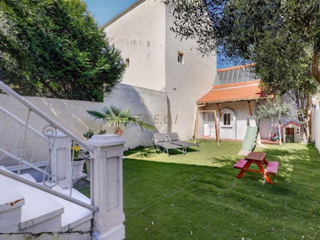 Vente Maison 5 pièces 139.98 m2 Colombes