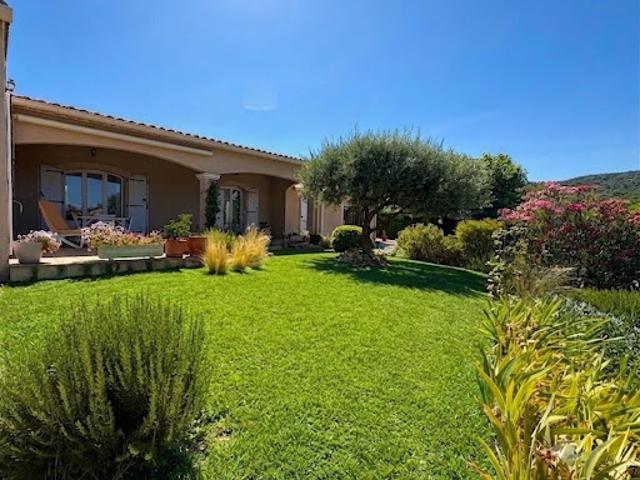 Vente Maison 5 pièces 130 m2 Buisson