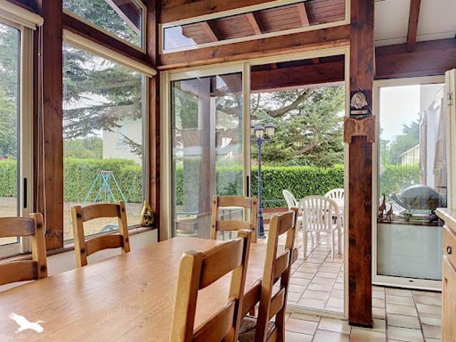 Vente Maison 5 pièces 130 m2 Champagne au Mont d'Or