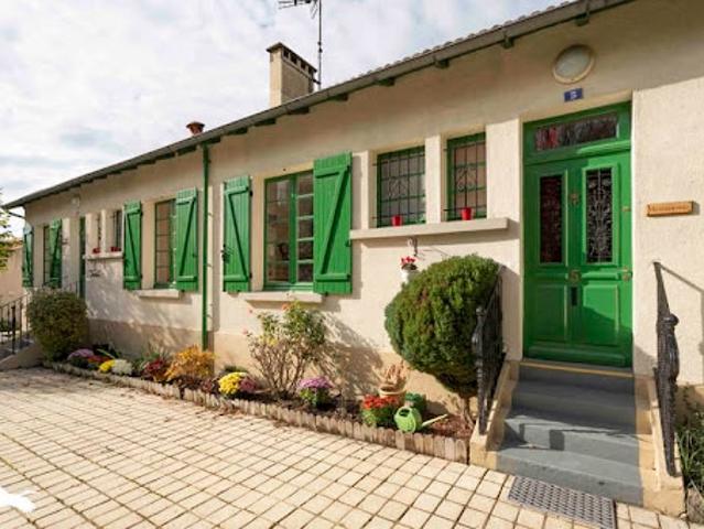 Vente Maison 7 pièces 130 m2 Chalais