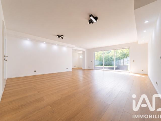 Vente Maison 5 pièces 130 m2 Châtel Saint Germain