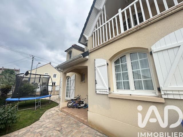 Vente Maison 5 pièces 124 m2 Drancy