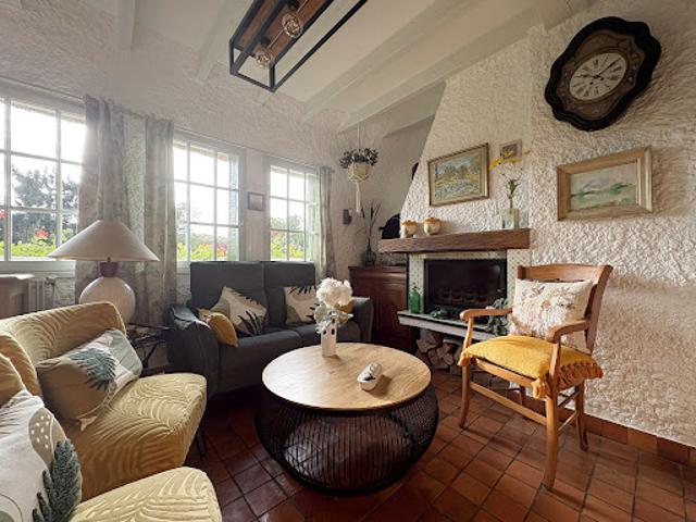 Vente Maison 5 pièces 130 m2 Francieres