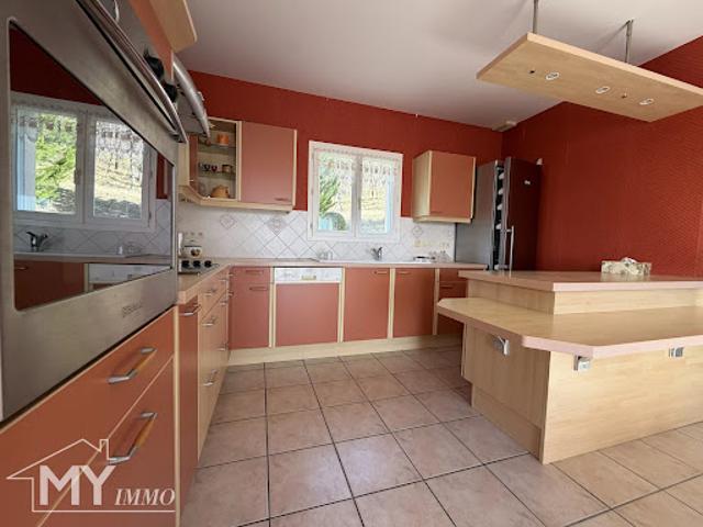 Vente Maison 5 pièces 130 m2 Le Fleix