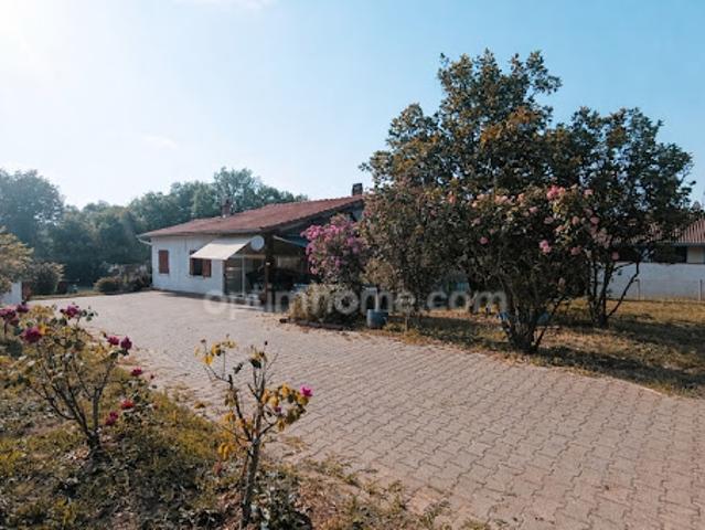 Vente Maison 5 pièces 130 m2 Lévignac