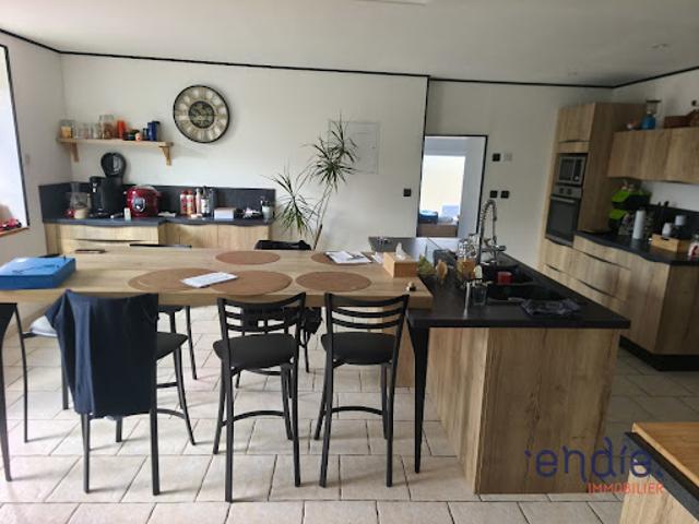 Vente Maison 5 pièces 130 m2 Louroux Bourbonnais