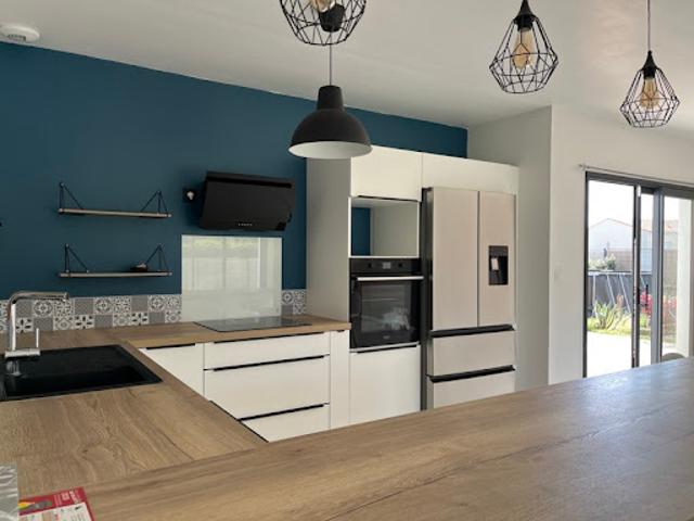 Vente Maison 5 pièces 130 m2 Saint André de Lidon