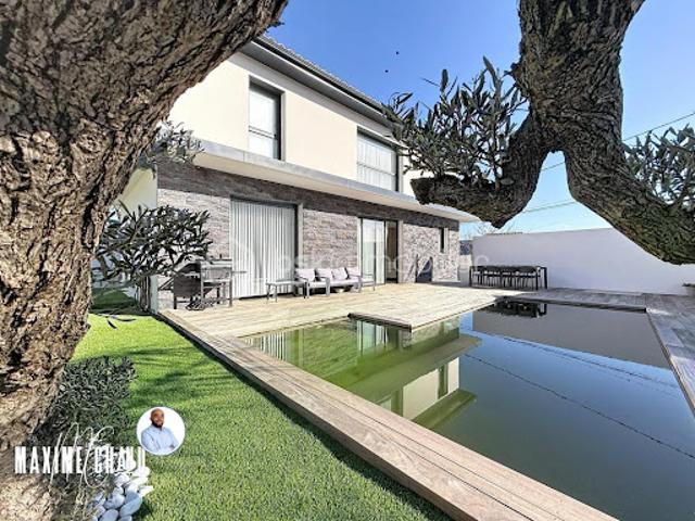 Vente Maison 5 pièces 130 m2 Saint jean de vedas