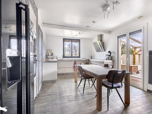 Vente Maison 5 pièces 130 m2 Saint Victurnien