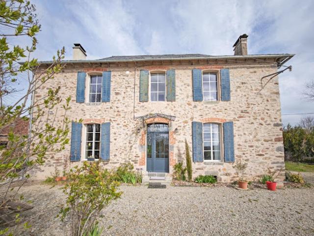 Vente Maison 5 pièces 130 m2 Saint Victor