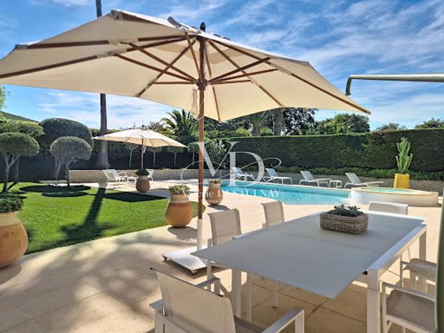 Vente Maison 5 pièces 130 m2 Villeneuve Loubet