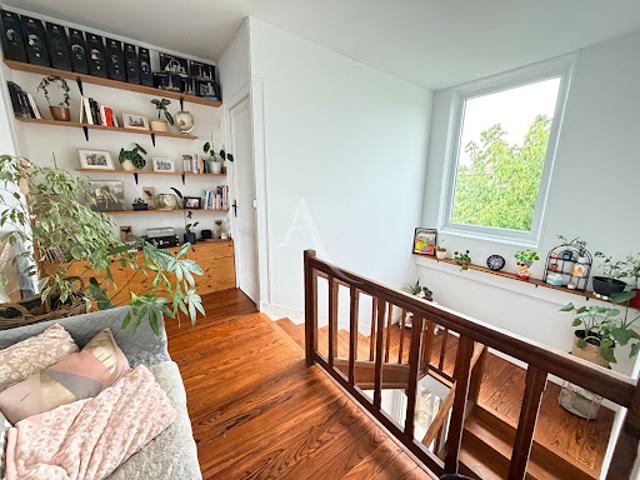 Vente Maison 5 pièces 130.26 m2 Saint Médard en Jalles
