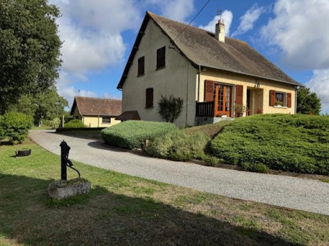 Vente Maison 5 pièces 130.65 m2 Thollet