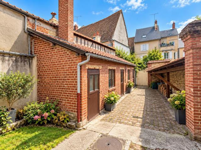 Vente Maison 5 pièces 131 m2 Chaumont en Vexin