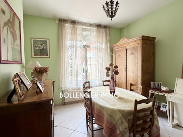 Vente Maison 5 pièces 131 m2 Hazebrouck