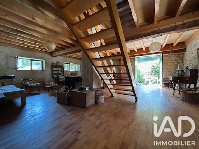 Vente Maison 5 pièces 131 m2 Plateau des Petites Roches