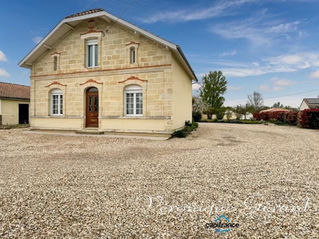 Vente Maison 5 pièces 131 m2 Saint Médard de Guizières