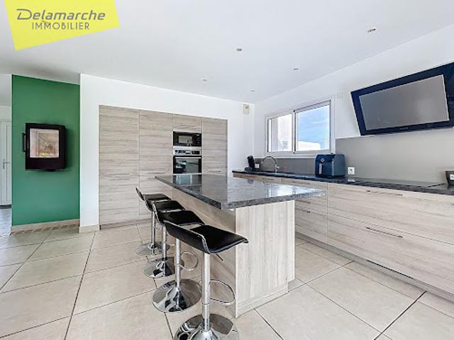 Vente Maison 5 pièces 131 m2 Saint Planchers