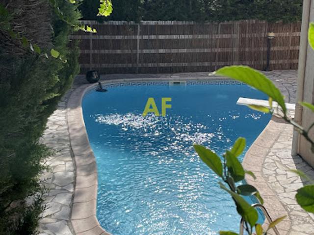 Vente Maison 5 pièces 131 m2 Saint raphael