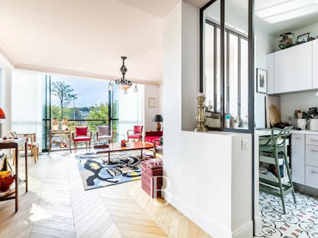 Vente Maison 5 pièces 131.86 m2 Courbevoie