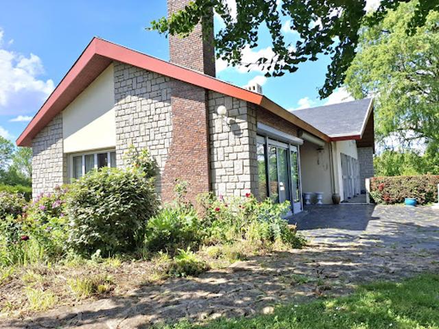 Vente Maison 5 pièces 131.91 m2 Beaumont sur Sarthe