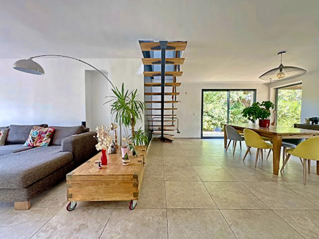 Vente Maison 5 pièces 132 m2 Bouc Bel Air