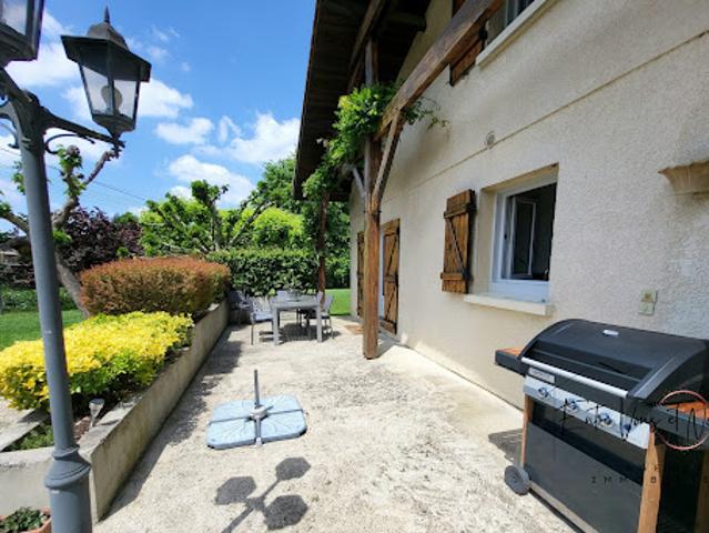 Vente Maison 5 pièces 132 m2 Roaillan