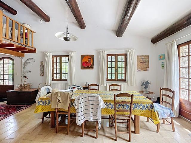 Vente Maison 5 pièces 132 m2 Vacheres