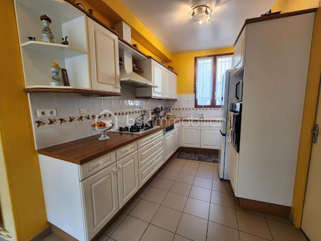 Vente Maison 5 pièces 132 m2 Villeneuve la Guyard