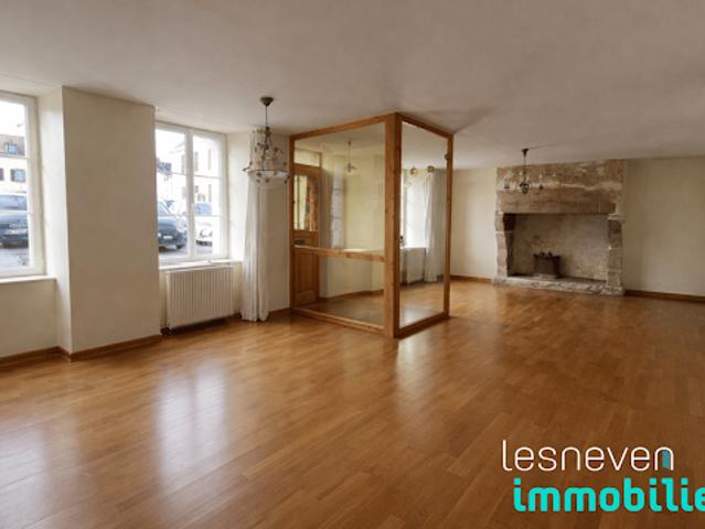 Vente Maison 5 pièces 132.5 m2 Lesneven