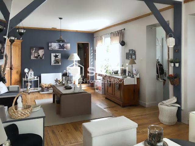 Vente Maison 5 pièces 133 m2 Saint Médard en Jalles