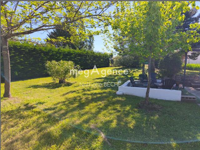 Vente Maison 5 pièces 133 m2 Saint Ciers de Canesse
