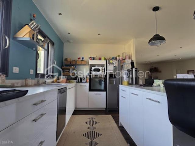 Vente Maison 5 pièces 144 m2 Brux