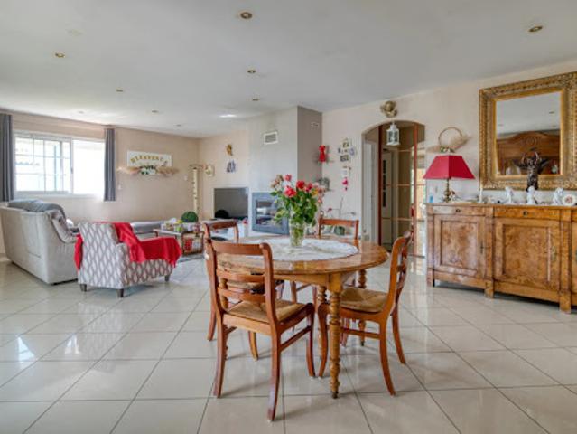 Vente Maison 5 pièces 144 m2 Labastide Beauvoir