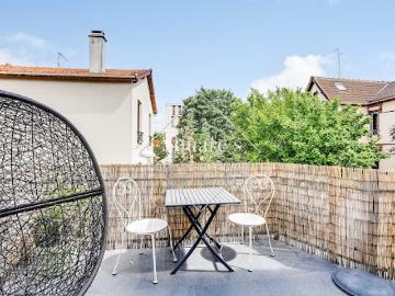 Vente Maison 5 pièces 144 m2 Puteaux