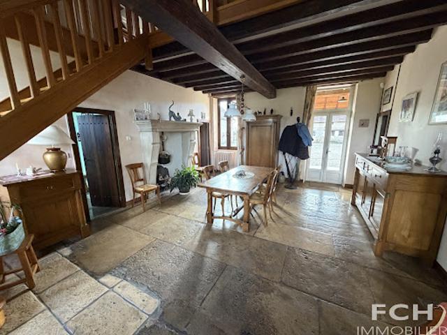Vente Maison 5 pièces 144 m2 Sanssat