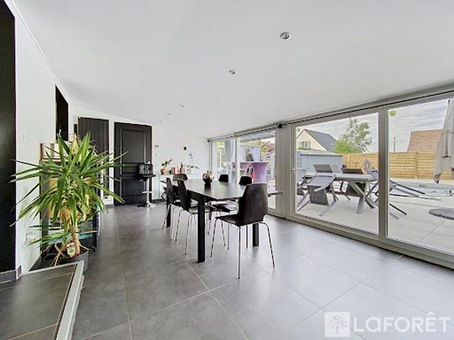 Vente Maison 5 pièces 145 m2 Merville