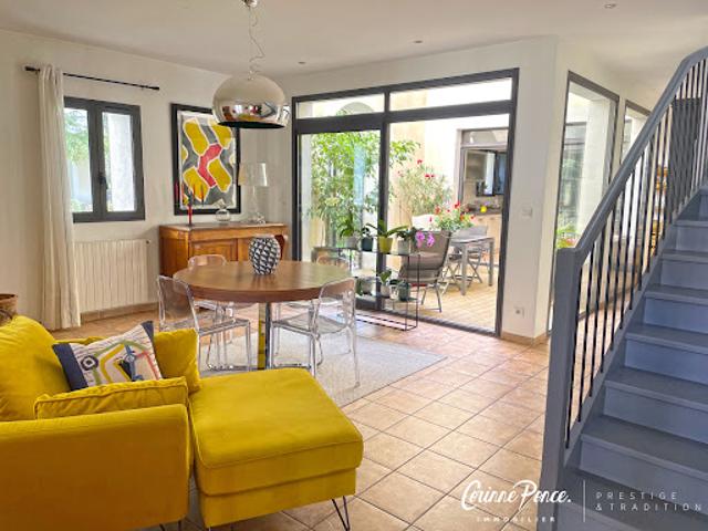 Vente Maison 5 pièces 145 m2 Nimes
