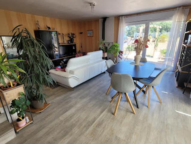 Vente Maison 5 pièces 145 m2 Coëtmieux