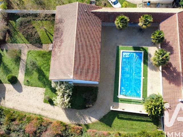 Vente Maison 5 pièces 145 m2 Iteuil