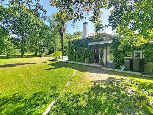 Vente Maison 5 pièces 145 m2 Le Temple